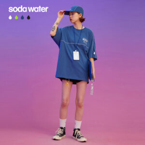 "GRAVITY" Accent Piped T-shirt