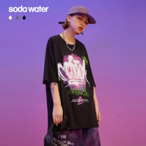 "SCHOOL" Graffiti Printed T-shirt