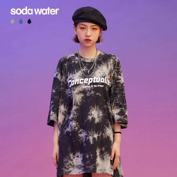 "CONCEPTUALISM" Printed Tie-Dyed T-shirt