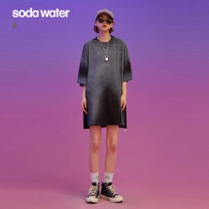 "Rollme" Earth Lettered Embroidered Tie-dye T-shirt