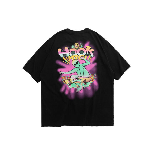 "Hook" Alien Skateboard Printed T-shirt