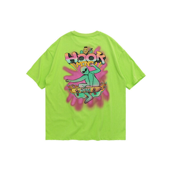 "Hook" Alien Skateboard Printed T-shirt