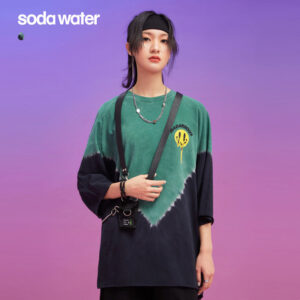 "Hazardous" V Tie-dyed Smiley  Printed T-shirt