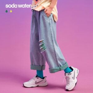 Hemmed Oversized Ripped Jeans